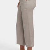 Wide Leg Cargo Capri Pants - Saddlewood