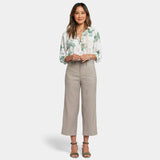Wide Leg Cargo Capri Pants - Saddlewood