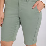 Bermuda Shorts - Mistletoe