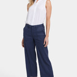Wide Leg Cargo Capri Pants In Petite - Oxford Navy