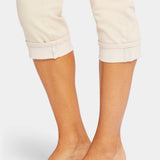 Marilyn Straight Crop Jeans In Petite - Feather