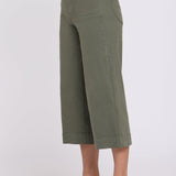 Brigitte Wide Leg Capri Jeans In Petite - Desert Green