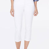 Chloe Skinny Capri Jeans In Petite - Optic White