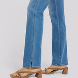 Marilyn Straight Jeans In Petite - Vista Lakes