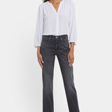 Sheri Slim Jeans In Petite - Gloomy Marais