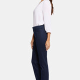 Marilyn Straight Jeans In Petite - Rinse