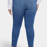 Ami Skinny Jeans In Plus Size - Fairmont
