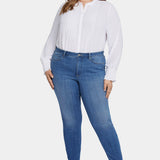 Ami Skinny Jeans In Plus Size - Fairmont