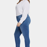 Ami Skinny Jeans In Plus Size - Fairmont