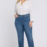 Marilyn Straight Jeans In Plus Size - Wild River