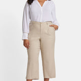 Wide Leg Cargo Capri Pants In Plus Size - Feather