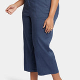 Wide Leg Cargo Capri Pants In Plus Size - Oxford Navy