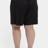 Breezy Bermuda Shorts In Plus Size - Black