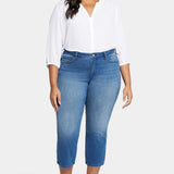 Relaxed Piper Crop Jeans In Plus Size - Melody