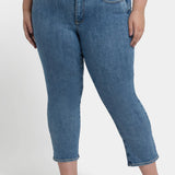 Marilyn Straight Ankle Jeans In Plus Size - Minorca Isle