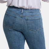 Marilyn Straight Ankle Jeans In Plus Size - Minorca Isle