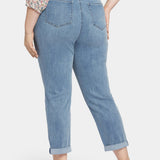 Margot Girlfriend Jeans In Plus Size - Angel