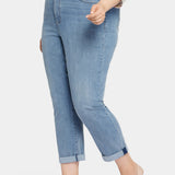 Margot Girlfriend Jeans In Plus Size - Angel