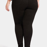 Ami Skinny Jeans In Plus Size - Black