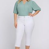 Chloe Capri Jeans In Plus Size - Optic White