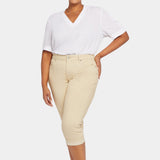 Marilyn Straight Crop Jeans In Plus Size - Butter