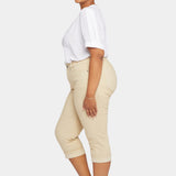 Marilyn Straight Crop Jeans In Plus Size - Butter