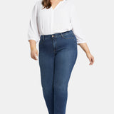 Marilyn Straight Jeans In Plus Size - Cooper