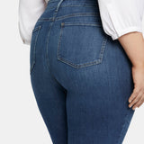 Marilyn Straight Jeans In Plus Size - Cooper