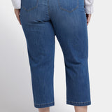 Relaxed Piper Crop Jeans In Plus Size - Costa Brava