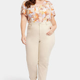 Margot Girlfriend Jeans In Plus Size - Feather