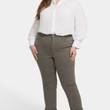 Margot Girlfriend Jeans In Plus Size - Vine Leaf