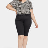 Sophie Bike Capri Jeans In Plus Size - Black