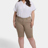 Sophie Bike Capri Jeans In Plus Size - Saddlewood