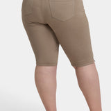 Sophie Bike Capri Jeans In Plus Size - Saddlewood