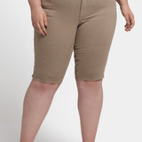 Sophie Bike Capri Jeans In Plus Size - Saddlewood