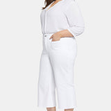 Patchie Wide Leg Capri Jeans In Plus Size - Optic White