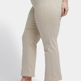 Marilyn Straight Ankle Jeans In Plus Size - Feather