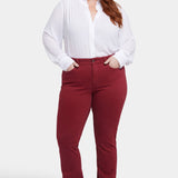 Marilyn Straight Jeans In Plus Size - Wild Currant