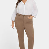 Marilyn Straight Jeans In Plus Size - Elmwood