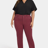 Marilyn Straight Jeans In Plus Size - True Burgundy
