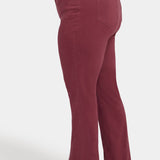 Marilyn Straight Jeans In Plus Size - True Burgundy