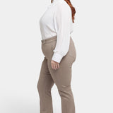 Marilyn Straight Jeans In Plus Size - Country Oak