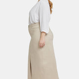 High Rise Long Skirt In Plus Size - Feather