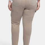 Sheri Slim Jeans In Plus Size - Saddlewood