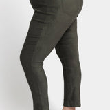 Sheri Slim Jeans In Plus Size - Vine Leaf