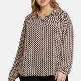 Modern Blouse In Plus Size - Corinth Peaks