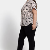 Becky Short Sleeved Blouse In Plus Size - Luna Flores