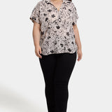 Becky Short Sleeved Blouse In Plus Size - Luna Flores