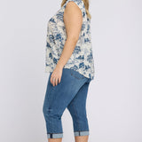 Gabrielle Sleeveless Blouse In Plus Size - Le Parc de Treville