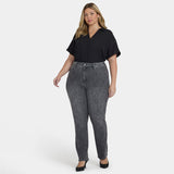 Marilyn Straight Jeans In Plus Size - Grey Daniela Ditsy